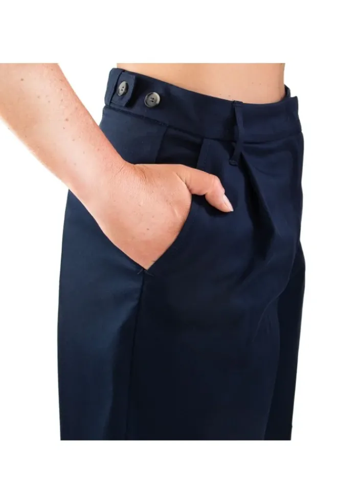 KARTIKA | BERMUDASHORTS MINIMAL CHIC BLAU Online