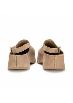 MOMA | SANDALEN CLOG WILDLEDER MANDELBRAUN New